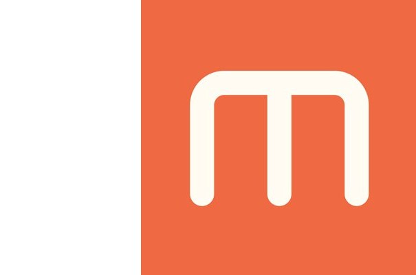 mobi M logo décalé.jpg